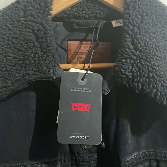 Levi's Longline Padded Trucker Jacket - Picture 7 of 8